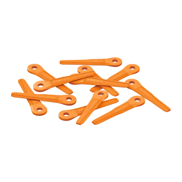 Jeux de couteaux en plastique, (douze pièces)